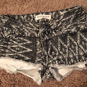 bullhead jean shorts